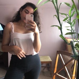 AE Flowy Crop Top